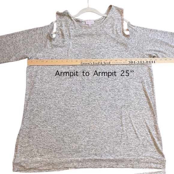 AnyBody Brushed Hacci Cold-Shoulder Top. Gray. Size 2X. - Picture 9 of 12